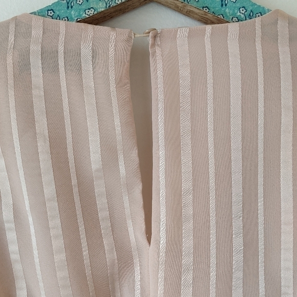 DO+BE Chiffon Striped Blouse V Neck Sheer Sleeves Champagne Revolve - Picture 4 of 6